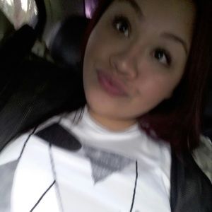 Meet your Posher, Samantha g